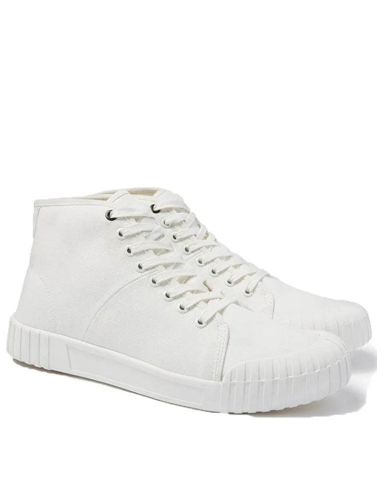 Good News Bagger High Top Trainer in White