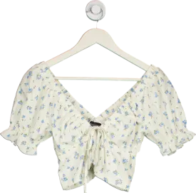 PrettyLittleThing White Floral Crop Top UK 6